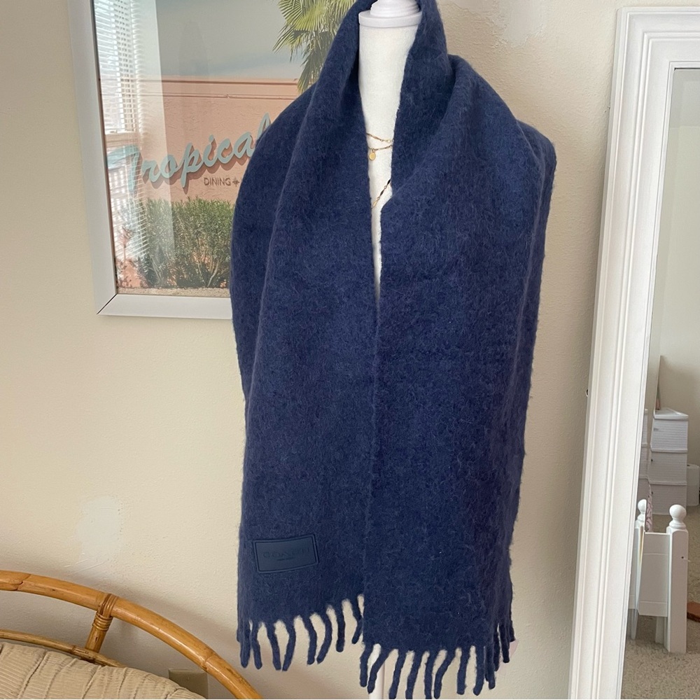 Coach Muffler Navy Deep Blue Rubber Patch Alpaca Textured Fringe Scarf NEW - Picture 2 of 7